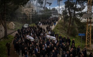 M黎巴嫩为以军空袭遇难夫妇哀悼 此次袭击引发广泛愤慨