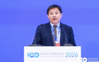 M李升波：端到端技术是自动驾驶与具身智能的核心路径