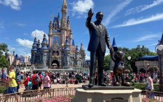 M迪士尼早盘小幅下跌 计划裁员1000人