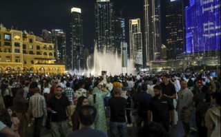 M迪拜楼市暴跌30%后，该恐慌还是贪婪？ 独家对话维世资管执行董事长徐莹 | 欧陆志