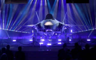 M瑞士因涨价将减少采购美国F‑35战斗机