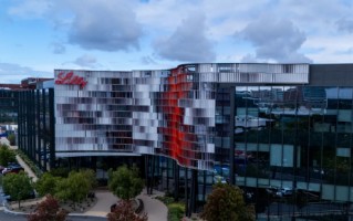 M礼来与英矽智能达成27.5亿美元合作，企图将AI研发药物推向全球市场