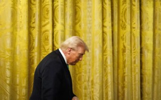 M伊朗战争考验特朗普主义