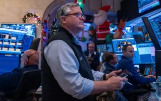 M美国国债扩大涨幅 交易员再次押注美联储今年将降息