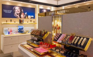 M雅诗兰黛洽谈收购西班牙璞致集团，欲打造全球美妆巨头