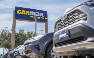 M为挽回消费者降价促销，CarMax四季度由盈转亏