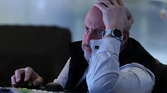 M早盘：美股继续下滑 道指下跌750点