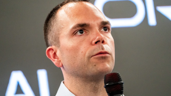 M甲骨文财报超预期+上调业绩指引 云业务收入飙升44% 股价盘后大涨