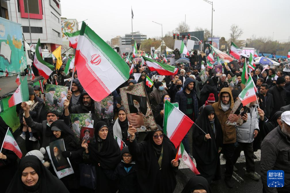 M伊朗高层冒死走向街头，击穿五角大楼“老鼠论”与心理战