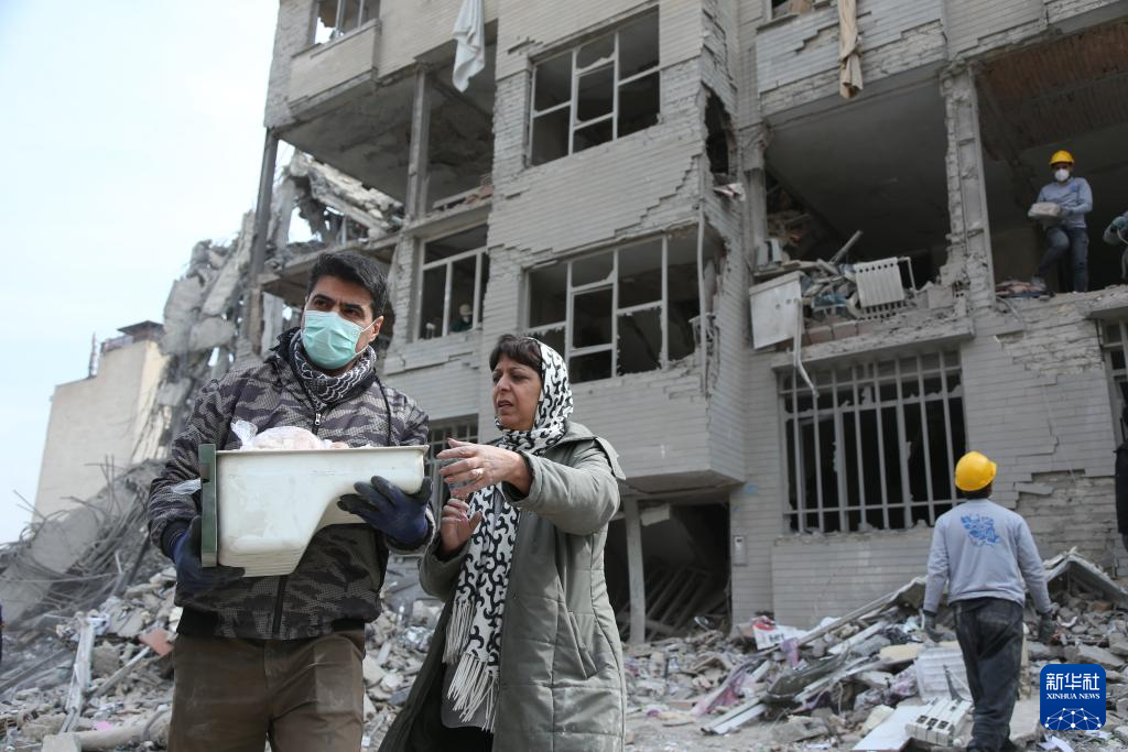 M伊朗高层冒死走向街头，击穿五角大楼“老鼠论”与心理战