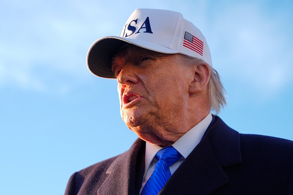 M特朗普称将联合多国派遣军舰 确保霍尔木兹海峡通航安全 M特朗普称将联合多国派遣军舰 确保霍尔木兹海峡通航安全