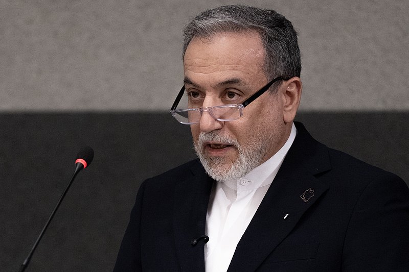 M伊朗外长：伊朗经调解方与美“交流信息” 没有谈判