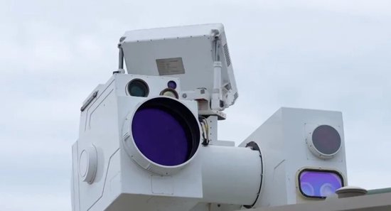 M“洗衣机”来真的了！国产激光武器真实打击画面曝光