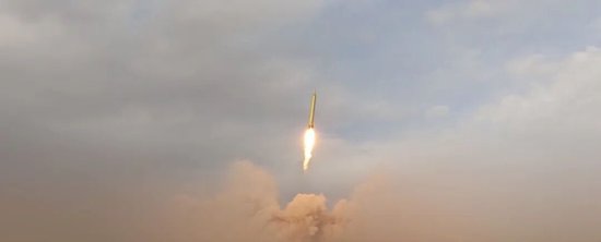 M“洗衣机”来真的了！国产激光武器真实打击画面曝光