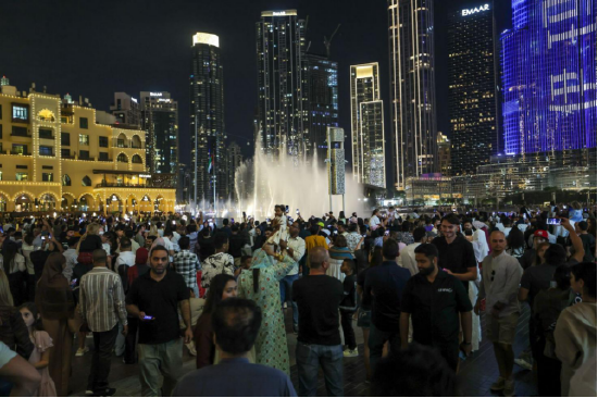 M迪拜楼市暴跌30%后，该恐慌还是贪婪？ 独家对话维世资管执行董事长徐莹 | 欧陆志