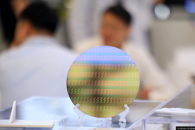 M中微董事长尹志尧,给半导体泼点冷水 | 海斌访谈 M中微董事长尹志尧,给半导体泼点冷水 | 海斌访谈