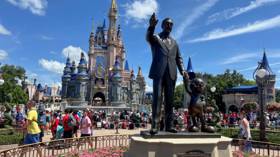 M迪士尼早盘小幅下跌 计划裁员1000人