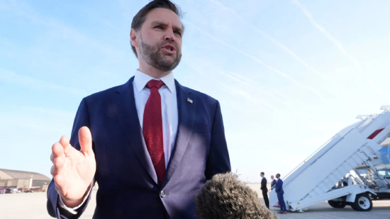 M万斯预计美国与伊朗的和谈将取得“积极进展”